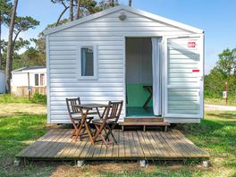 Boogie cabin exterior