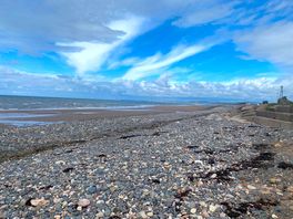 Stub place, tarn bay