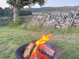 Fire pit, provided by the campsite host!