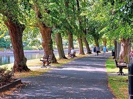 5 minutes walk from site
