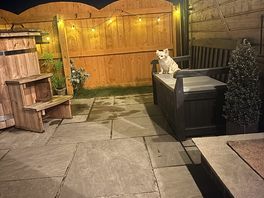Hot tub was lovely & hot but watch you dont put too much wood in the fire has it gets very hot