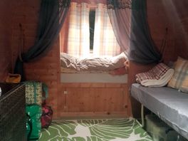 My home for a couple of nights ... cosy even in late september