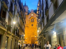 The main city where you can get great food. go early as it gets very busy! lovely bars and scenery.