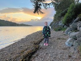 Cracking view from the rocky beach