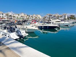 Manilva marina