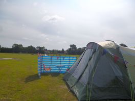 Spacious farm pitch