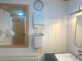 Toilet/shower block