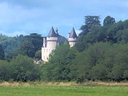 Local chateaux