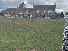 Fab pub