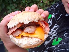 Very\nproud of the burger i made