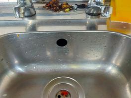 With no bin, people had cleaned the sinks themselves and started to pile up the rubbish.