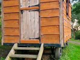 Hut