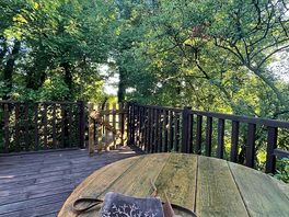 Meditation and journaling space