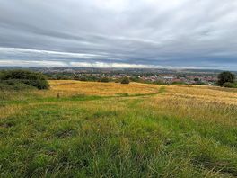 View over grantham from the nearby hills and hollows