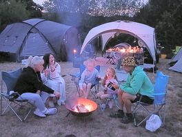 🏕