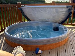 Hot tub