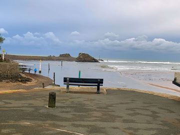 Summerleaze beach