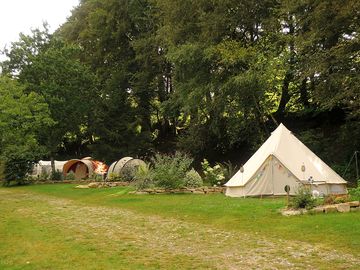 Pitches with space for large tents