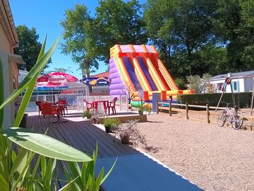 Bouncy slide for children