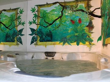 Jacuzzi for shared use