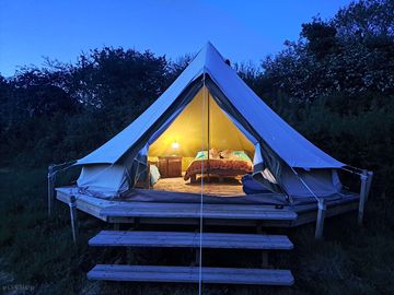 Foxes den bell tent