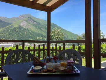 Breakfast with a view