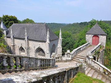 Pretty le faouët, 15 minutes' drive away