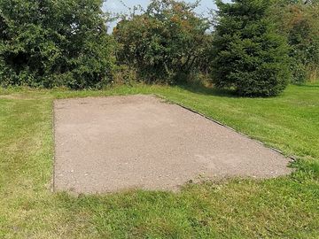 Standard pitch with electric hook-up and water supply