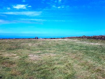 Breath in that fresh cornish air. pitches are only a stones through away from the coastline