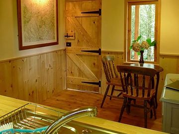 The map room - fully equipped with fridges, oven, games, books, and more!