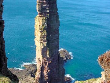 Old man of hoy
