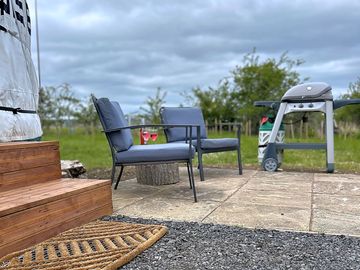 Bbq & outdoor seating