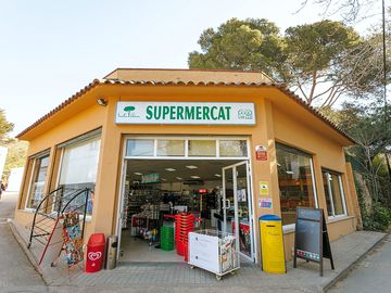 Supermarket