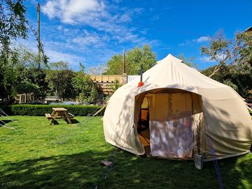 Lunar bell tent