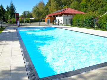 The heated swimming pool (added by manager 06 May 2016)