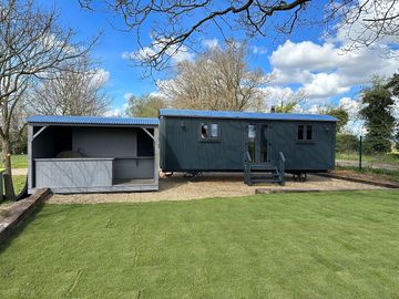 Shepherd's hut