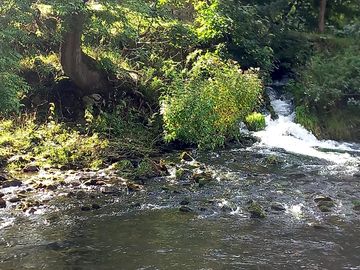 The nearby derwent river
