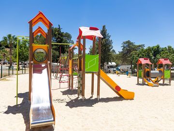 Parque infantil para niños