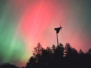 Aurora over the campsite
