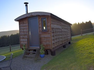 Shepherd's hut