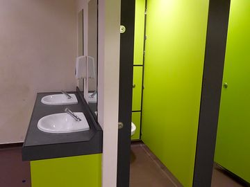 Smart toilets and showers in the college