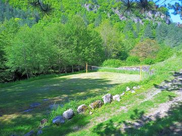 Terrain de volley-ball / badminton