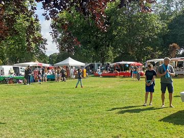 Market on site every tuesday afternoon in high season