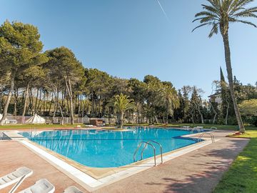 Piscina al aire libre del camping
