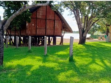 Pitch by the covered lapa
