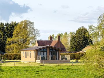 Bowbrook lodges safari tents