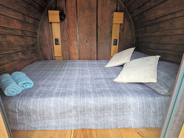 Double bed in the graševina barrel