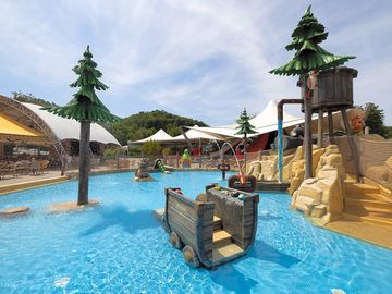 Water play area