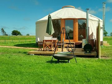 Luxury european yurt, with private deck, hippy hot tub and firepit