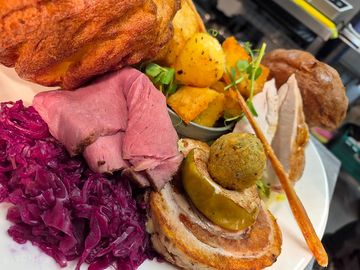 Sunday roasts served 12-5pm